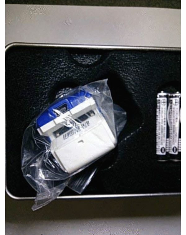 Contec Fingertip Pulse Oximeter CMS50D (FDA Approved) - Image 2