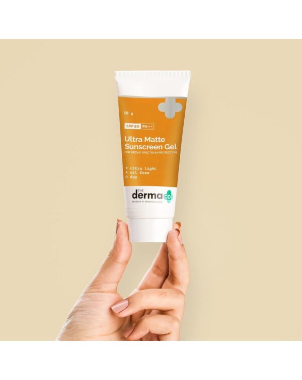 The Derma Co Ultra Matte Sunscreen Gel with SPF 60|Prevents Sun Damage|For all skin type, 50 g - Image 3